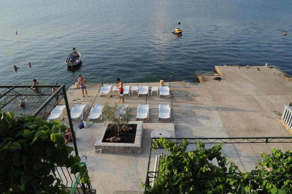 Franovic Apartments Tivat Buitenkant foto